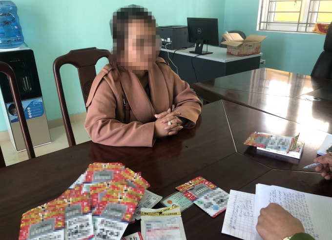 Chị T. thừa nhận hành vi vi phạm pháp luật của mình tại cơ quan công an.