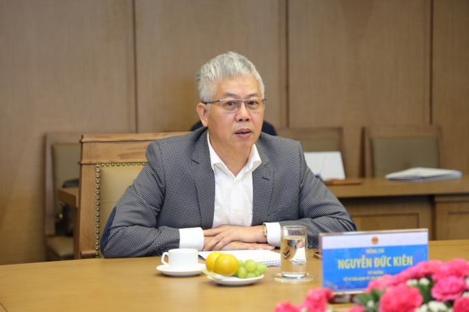 Ông Nguyễn Đức Kiên, Tổ trưởng Tổ tư vấn kinh tế của Thủ tướng phát biểu tại buổi làm việc