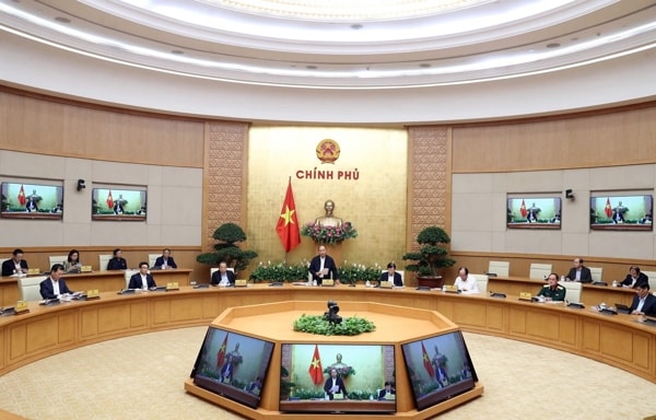 Thủ tướng Nguyễn Xuân Phúc chủ trì phiên họp Thường trực Chính phủ với Ban Chỉ đạo Quốc gia phòng, chống dịch COVID-19 ngày 20/3/2020. Ảnh: TTXVN