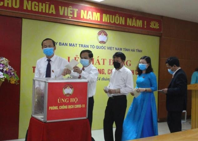Tại lễ phát động, các cơ quan, doanh nghiệp, cá nhân đã ủng hộ hơn 18,3 tỷ đồng.