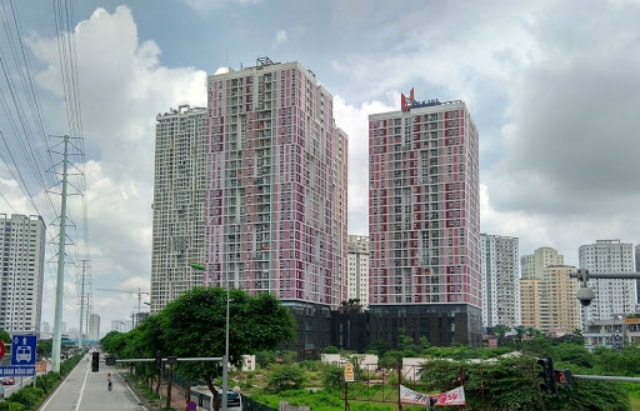 Mặc dù người mua nhà tại sự án Usilk City Hà Đông (Hà Nội) đã đóng đủ tiền theo tiến độ nhưng hàng chục năm nay, chủ đầu tư là CTCP Sông Đà Thăng Long vẫn chưa thể bàn giao nhà