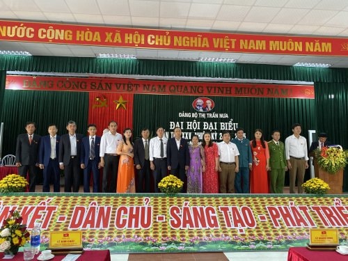 Tập thể BCH Đảng bộ Thi trấn Nưa khóa XXIV, nhiệm kỳ 2020 – 2025.
