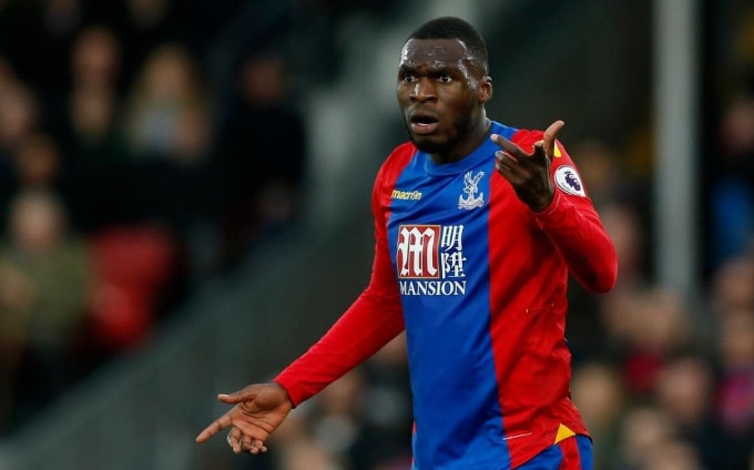 Benteke đã có một mùa giải đáng quên cùng Crystal Palace nhưng anh sẽ vẫn là một chân sút thu hút các đội bóng nhờ vào thể lực của mình. Ảnh: T.L