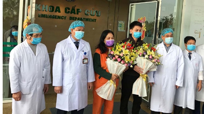 Đã có 20/163 bệnh nhân nhiễm virus SARS-CoV-2 được điều trị khỏi và cho ra viện. Ảnh TL.