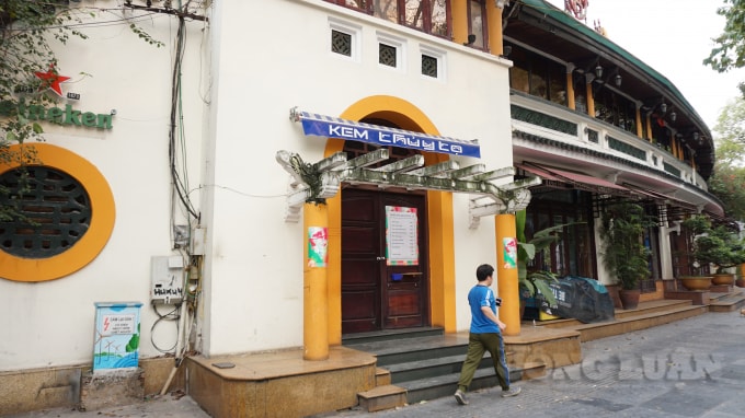 Nhà hàng kem Thủy Tạ đã đóng cửa không kinh doanh. Ảnh H.Long.
