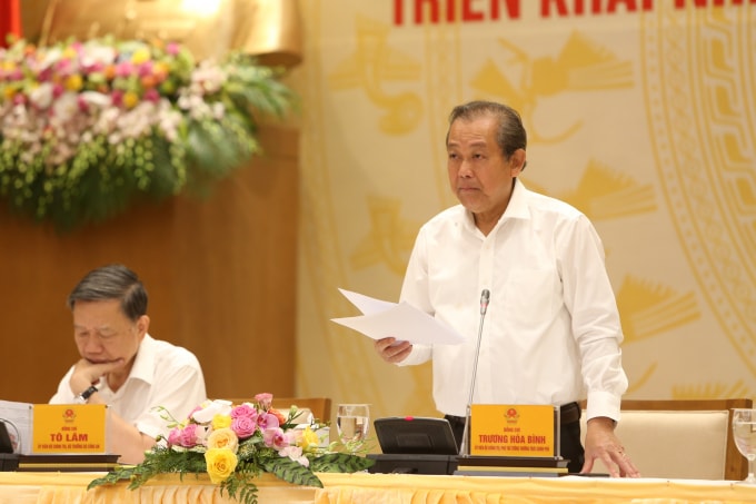 Phó Thủ tướng Trương Hòa Bình yêu cầu tiếp tục thực hiện các quy trình, thủ tục nhằm thu hồi số cổ phần đã bán và hoàn trả tiền cho nhà đầu tư - Tổng công ty Vận tải thủy (VIVASO) theo chỉ đạo của Thủ tướng.