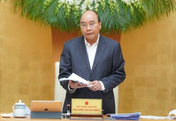 Thủ tướng Nguyễn Xuân Phúc phát biểu kết luận phiên họp Chính phủ thường kỳ tháng 3/2020. Ảnh: VGP