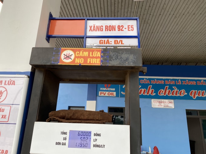 Mặt hàng xăng dầu là số ít có sự tăng trưởng trong quý I/2020. Ảnh: Dương Lâm