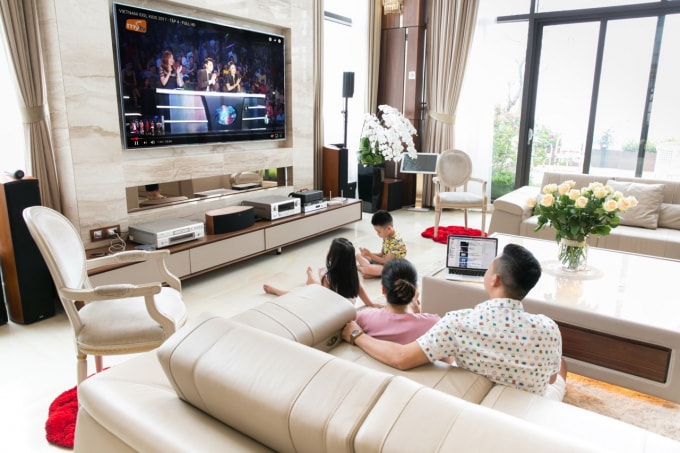 VinaPhone #StayHome - Bạn ở nhà, Vina kết nối.