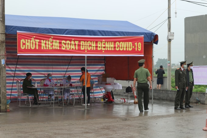 Điểm chốt quốc lộ 17B xã Hồng Phong, An Dương, Hải Phòng