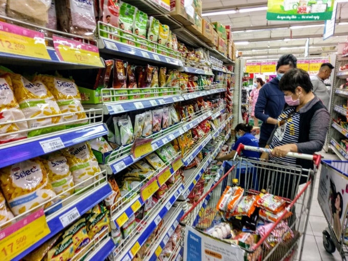 Đảm bảo đủ nhu cầu thực phẩm cho người dân. Thực hiện nhiệm vụ “kép” vừa phòng, chống dịch, vừa sản xuất, kinh doanh, khôi phục kinh tế, bảo đảm an sinh xã hội.