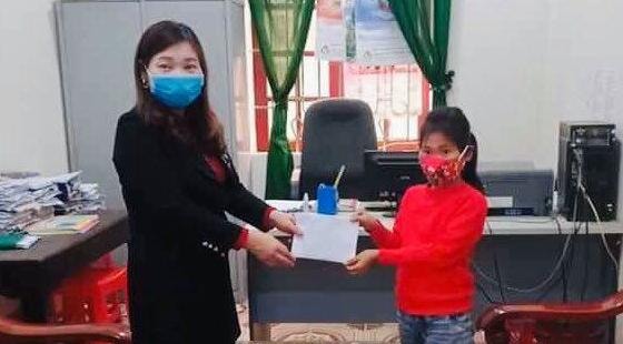 Em Hà Quỳnh Chi đã quyết định mổ lợn tiết kiệm để chung tay ủng hộ phòng chống dịch Covid-19.