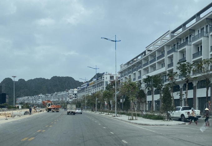 Hoạt động kinh doanh bất động sản sẽ có đà phục hồi sau khi được vào danh sách các ngành nhận hỗ trợ từ gói 180.000 tỷ. Ảnh: Dương Lâm