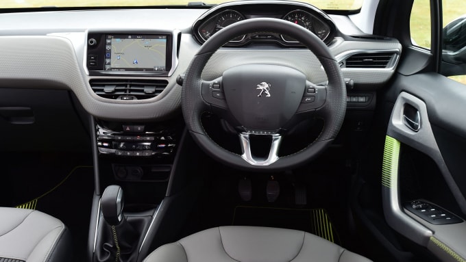 Peugeot 208-29