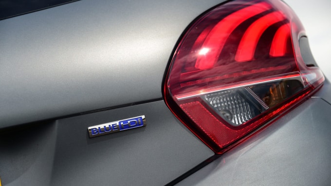 Peugeot 208-6