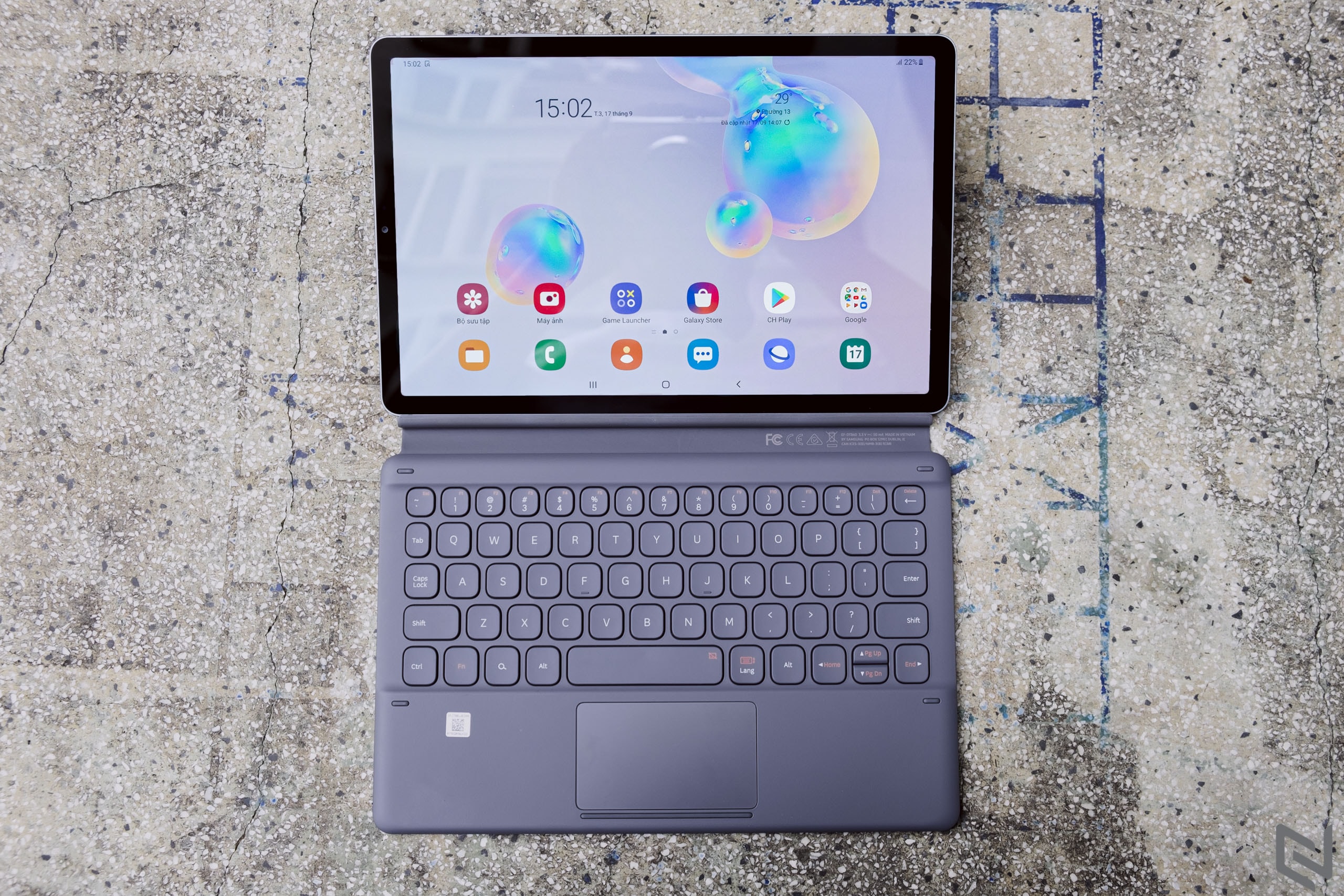 Galaxy Tab S6 thuộc dòng máy tính bảng cao cấp của Samsung, sở hữu S Pen thông minh đa nhiệm, hiệu năng xử lý mạnh mẽ cùng với màn hình Super AMOLED sống động giúp tối ưu hóa mọi thao tác làm việc và giải trí.