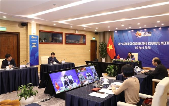 Hợp tác ứng phó với dịch COVID-19 đang là ưu tiên hàng đầu hiện nay của ASEAN. Trong vai trò Chủ tịch ASEAN, Việt Nam đang tích cực điều phối thúc đẩy các nỗ lực chung của ASEAN và hợp tác với các đối tác để phòng, chống dịch bệnh.