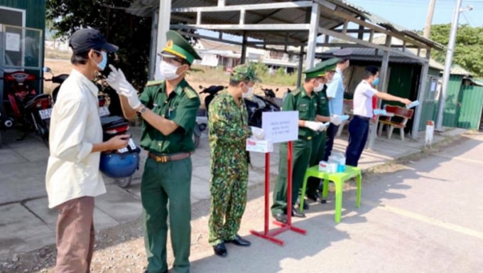 Lực lượng quân đội tham gia phòng, chống dịch ngay từ đầu cùng sự đồng lòng của nhân dân mang đến nhiều kết quả tích cực.