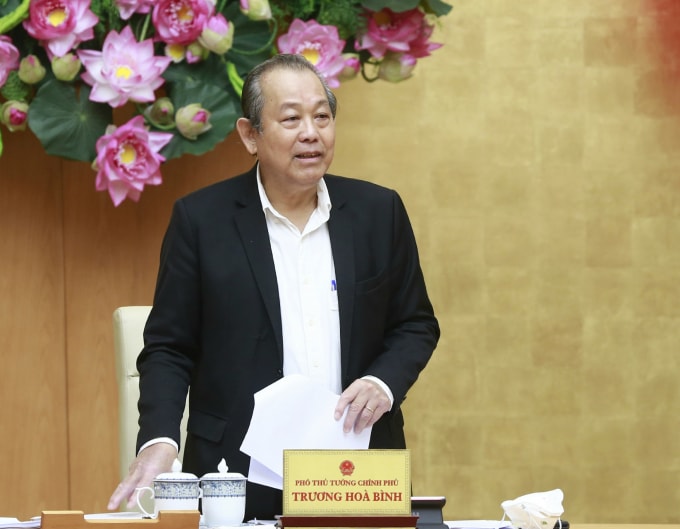 Phó Thủ tướng Thường trực Trương Hòa Bình phát biểu tại cuộc họp.