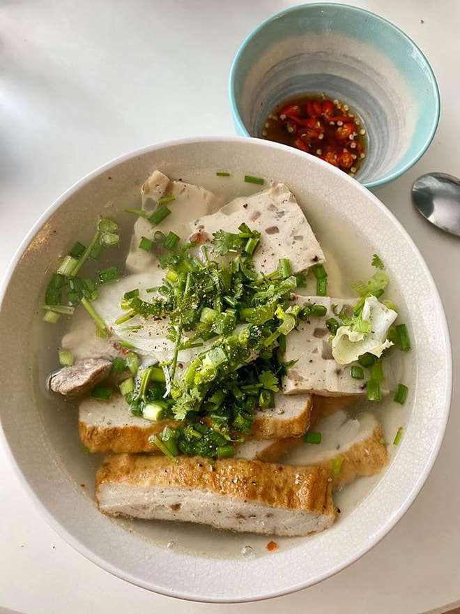 bao-anh-ky-duyen-tro-tai-lam-nhieu-mon-an-khi-o-nha-cach-ly-78a-4839893