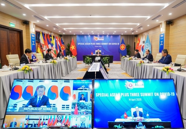 Hội nghị Cấp cao Đặc biệt ASEAN+3 về ứng phó với dịch bệnh COVID-19, chiều ngày 14/4. Ảnh: VGP