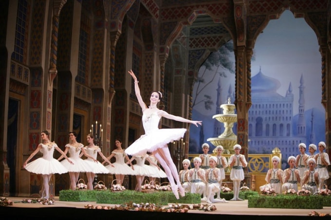 Cảnh trong “ Công chúa ngủ trong rừng”-Ảnh Bolsoi ballet.