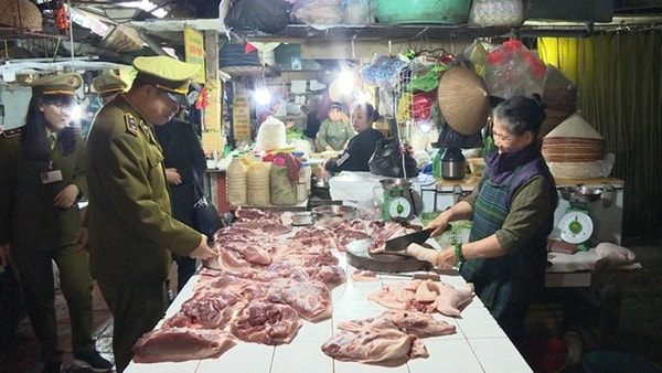 Phó Thủ tướng Trịnh Đình Dũng chỉ đạo xử lý nghiêm việc găm hàng, đẩy giá thịt lợn lên cao. Ảnh minh họa - internet