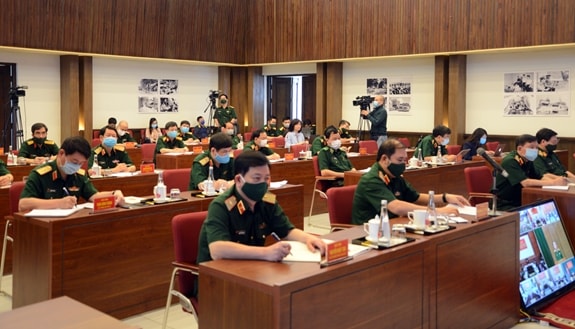 Các đại biểu dự tại điểm cầu Bộ Quốc phòng. Ảnh: BQP.