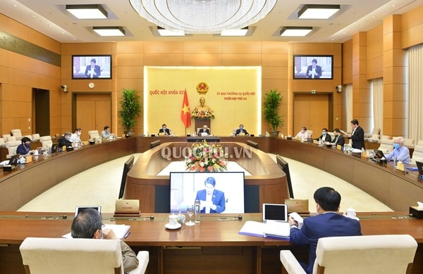 Toàn cảnh phiên thảo luận về cơ chế, chính sách tài chính - ngân sách đặc thù đối với Thủ đô Hà Nội chiều 27/4. Ảnh: quochoi.vn