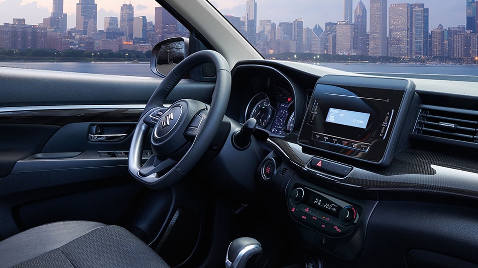 Phần tablo có phần hiện đại trên Suzuki XL7 2020.
