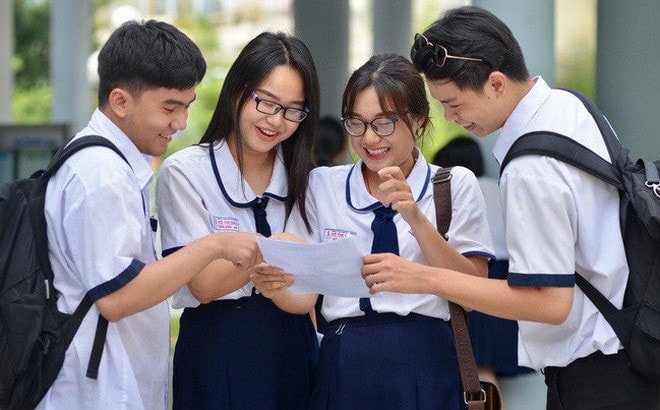 Việc điều chỉnh tính điểm thành phần bài thi tổ hợp KHTN và KHXH sẽ phù hợp với thói quen thí sinh ôn thi theo khối và các trường xét tuyển đại học (ảnh nguồn internet).