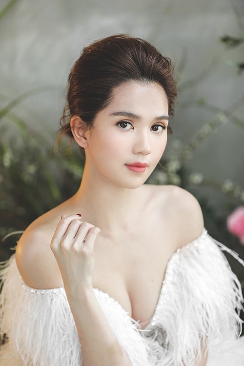 ngoc-trinh- lay- chong