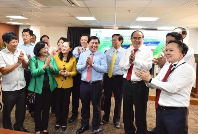 Các lãnh đạo TPHCM trong một dịp đến thăm TTBC