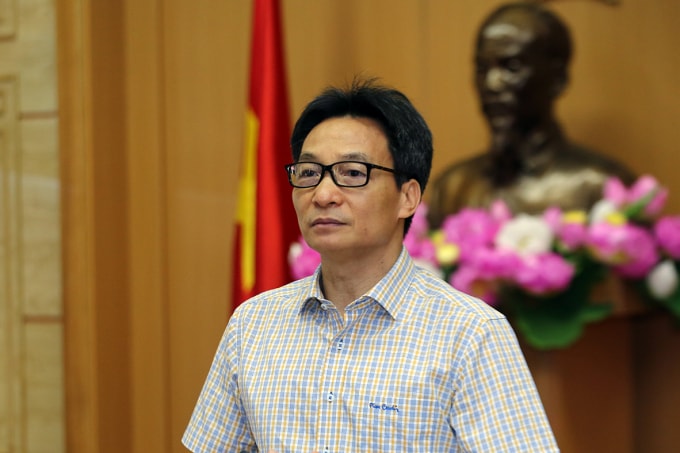 Phó Thủ tướng Chính phủ Vũ Đức Đam - Trưởng Ban Chỉ đạo Quốc gia phòng, chống dịch Covid-19 chủ trì cuộc họp. Ảnh: VGP.
