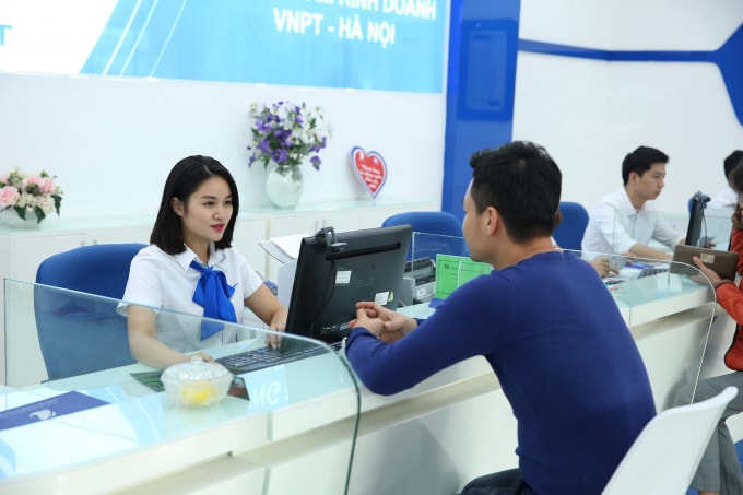Khách hàng hài lòng với những hỗ trợ từ VNPT sau đại dịch.
