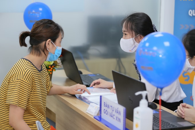 VNVC là đơn vị y tế đầu tiên tại Việt Nam thực hiện chính sách Mua Gói vắc xin trả góp không lãi suất trong 6 tháng, giúp chia sẻ gánh nặng tài chính với khách hàng.