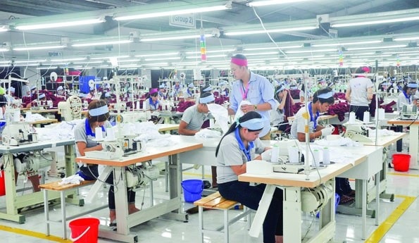 Nhà máy may công nghiệp xuất khẩu Như Thanh của Công ty TATSU tạo việc làm cho hàng ngàn lao động địa phương. Ảnh: TL