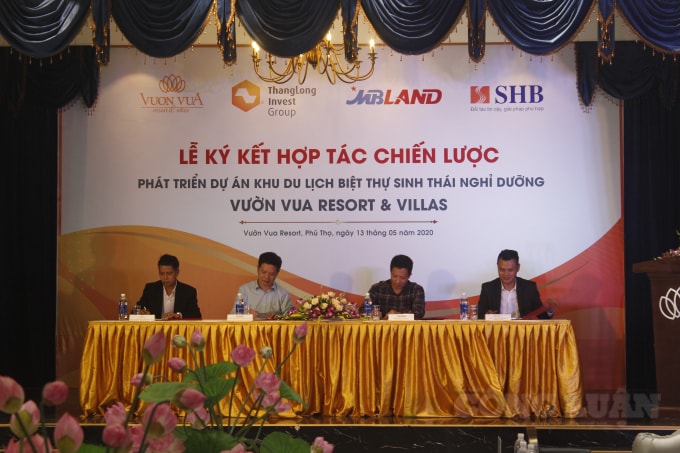 Các bên ký kết hợp tác chiến lược phát triển dự án khu du lịch biệt thự sinh thái nghỉ dưỡng Vườn Vua Resort & Villas.