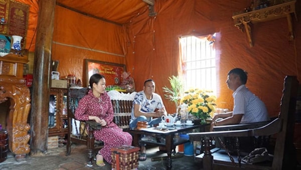 Nhiều cơ quan báo chí đưa tin hàng nghìn hộ dân ở Thanh Hóa có đơn từ chối nhận tiền hỗ trợ từ gói an sinh xã hội. Ảnh: TNO