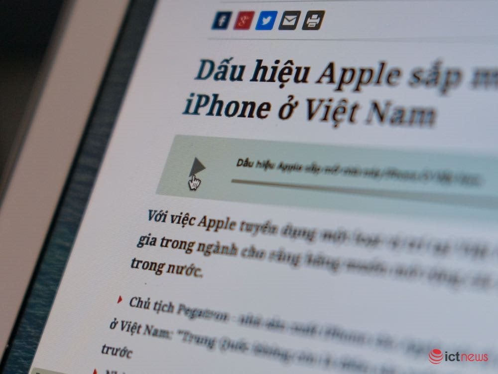 Giọng nói nhân tạo được áp dụng trên trang ICTnews, người đọc bấm vào nút Play để nghe. Ảnh: Hải Đăng