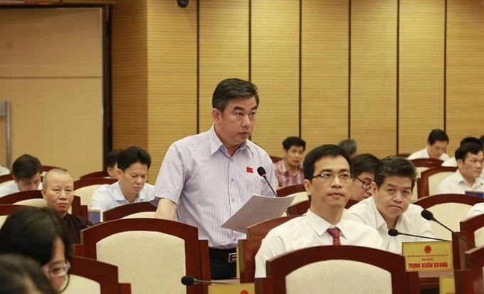 Đại biểu Nguyễn Minh Đức (Tổ Đại biểu quận Thanh Xuân) phát biểu tại Kỳ họp thứ 14 HĐND TP khóa XV. Ảnh Thanh Hải