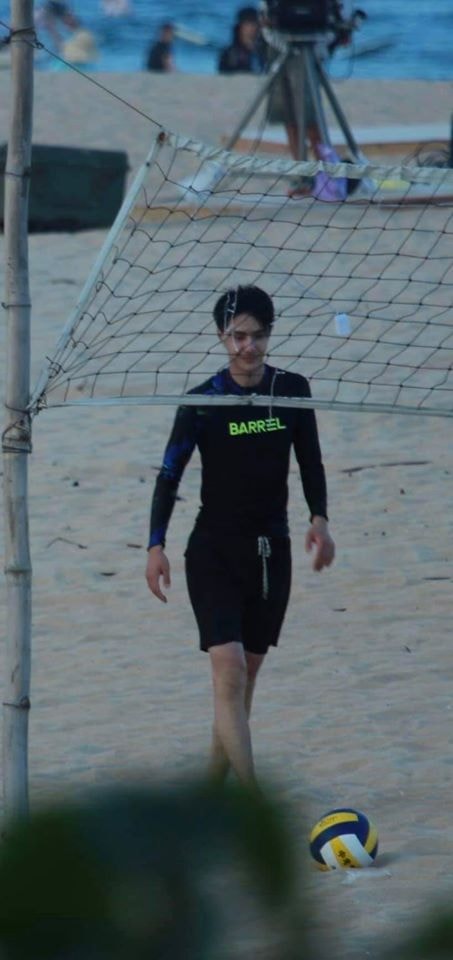 nhất bác2