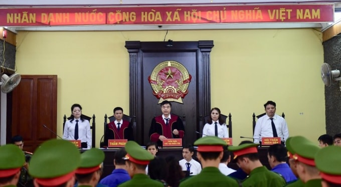 Ngày 21/5, Tòa án nhân dân tỉnh Sơn La đưa ra xét xử trở lại vụ án liên quan đến gian lận thi cử trong kỳ thi THPT quốc gia năm 2018 (ảnh nguồn internet).