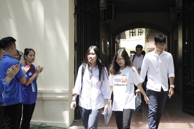 Năm nay, Bộ GD&ĐT sẽ tiến hành đối sánh điểm thi tốt nghiệp với điểm đánh giá trong học bạ (ảnh minh họa - Minh Triết).