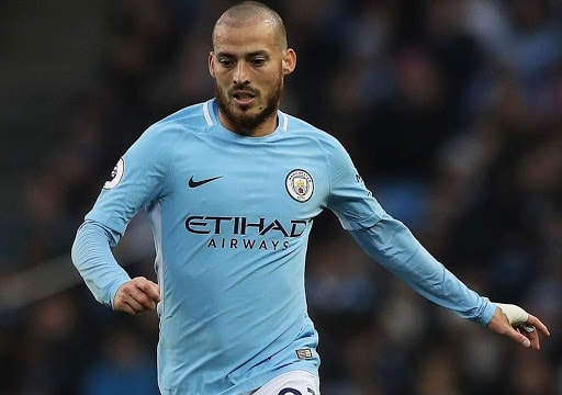 Ban lãnh đạo Man City chuẩn bị gia hạn với “công thần số một” David Silva. Ảnh: Metro