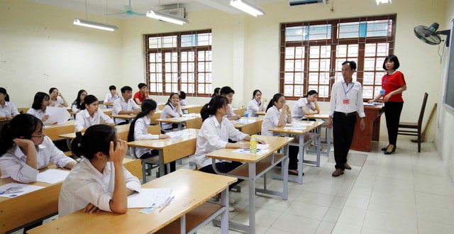 Giảng viên đại học được miễn tham gia coi thi, chấm thi tốt nghiệp THPT năm nay. Ảnh: TL