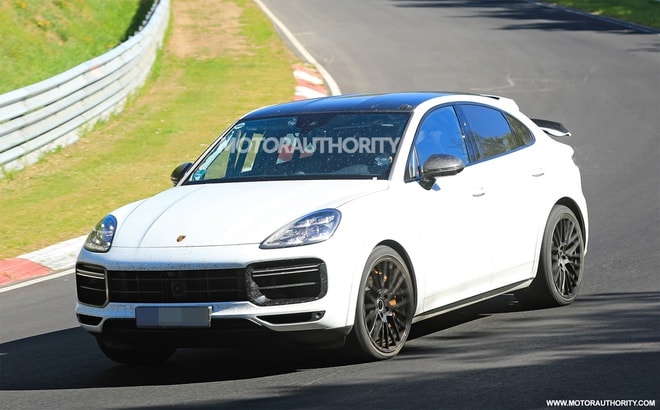 Porsche Cayenne Coupe 2022 đang chạy thử nghiệm.