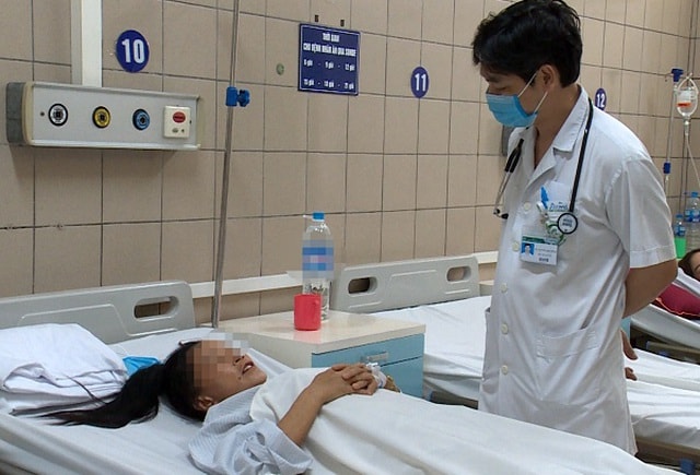 Bệnh nhân được điều trị tại bệnh viện. Ảnh: TL