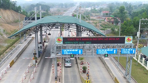 Trạm thu phí trên quốc lộ 3 Thái Nguyên - Chợ Mới vẫn chưa thể xử lý các vướng mắc