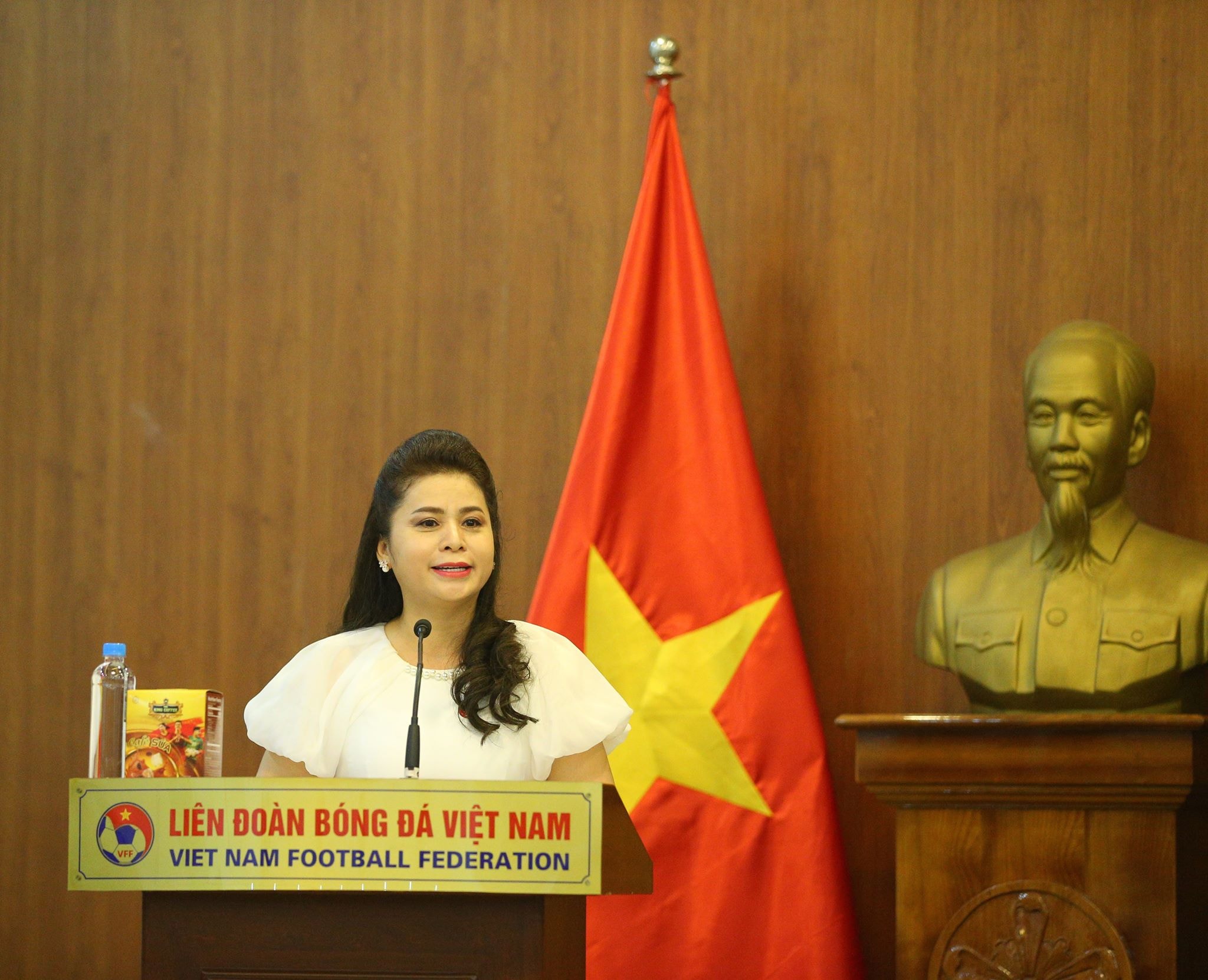 Bà Lê Hoàng Diệp Thảo – Tổng Giám đốc TNHH MTV TNI phát biểu. Ảnh: Dương Lâm